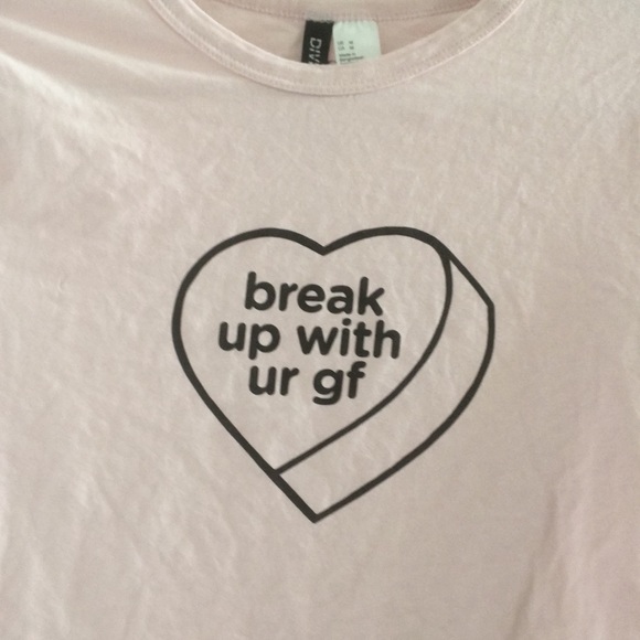 Pink Ariana Grande T-shirt - Picture 3 of 5